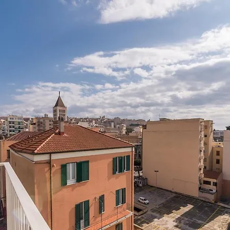 Top-floor In The Heart Of *